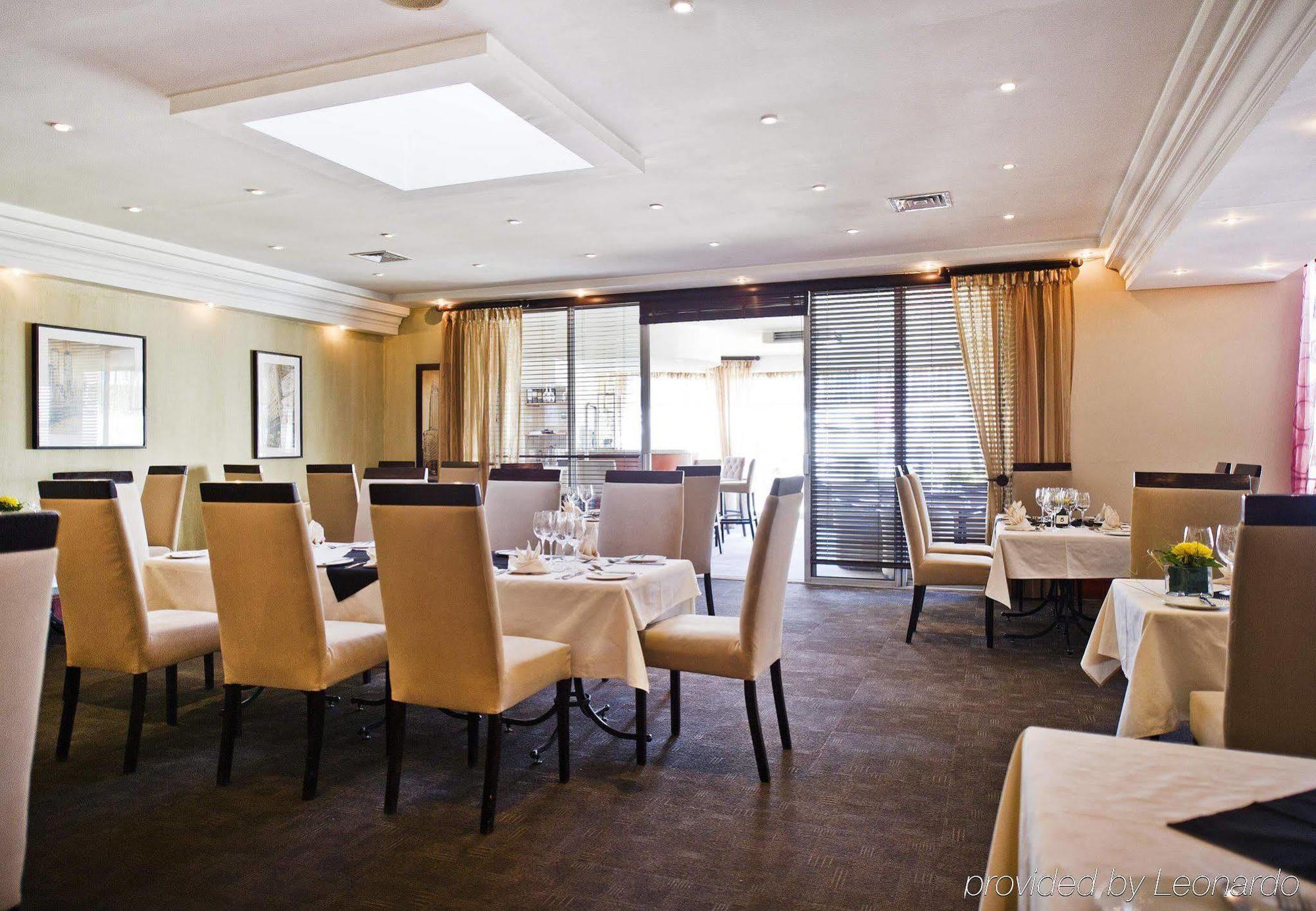 Protea Hotel By Marriott Windhoek Furstenhof מראה חיצוני תמונה